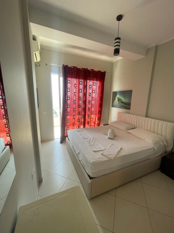 Double Room with Balcony and Sea View